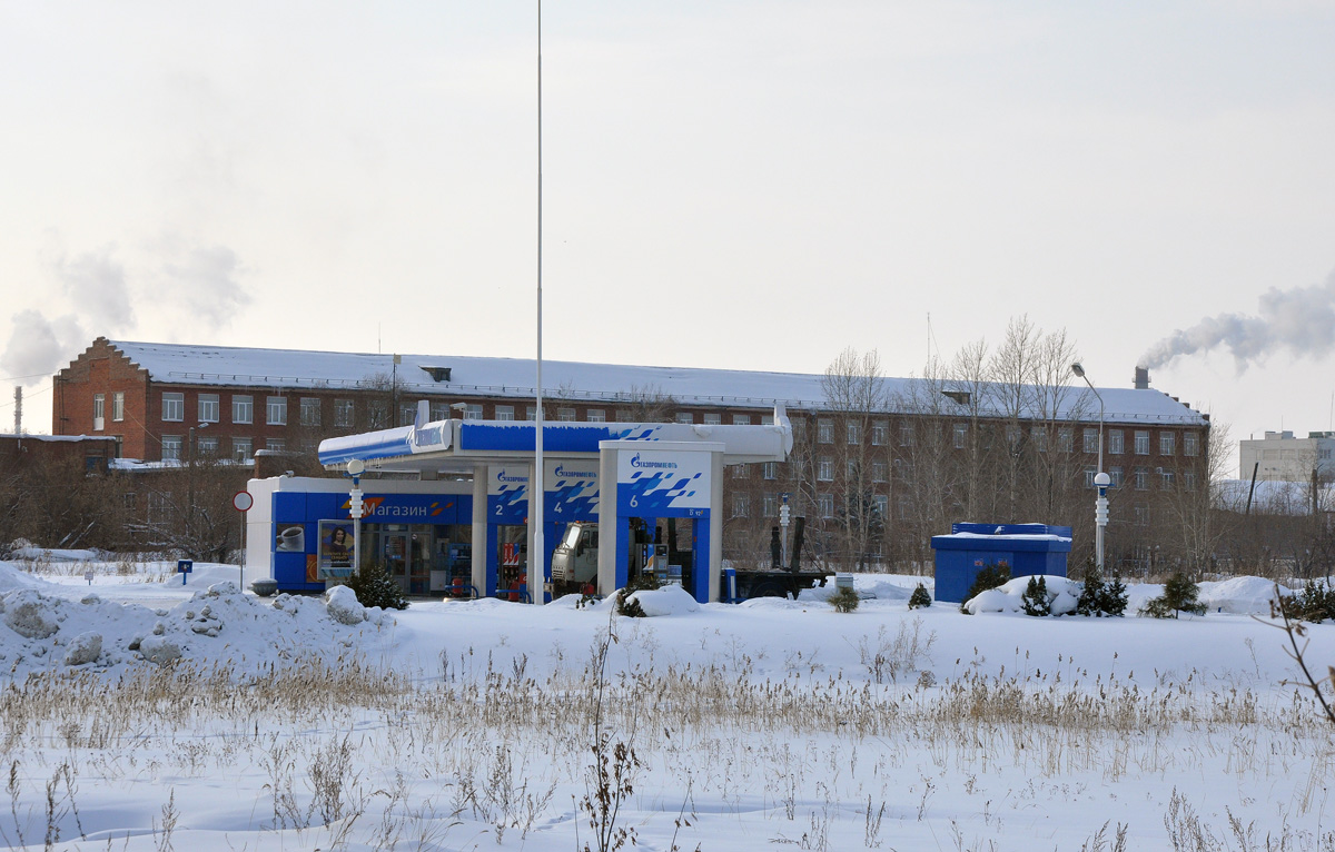 Омск, 2-я Солнечная улица, 25; Волгоградская улица, 69