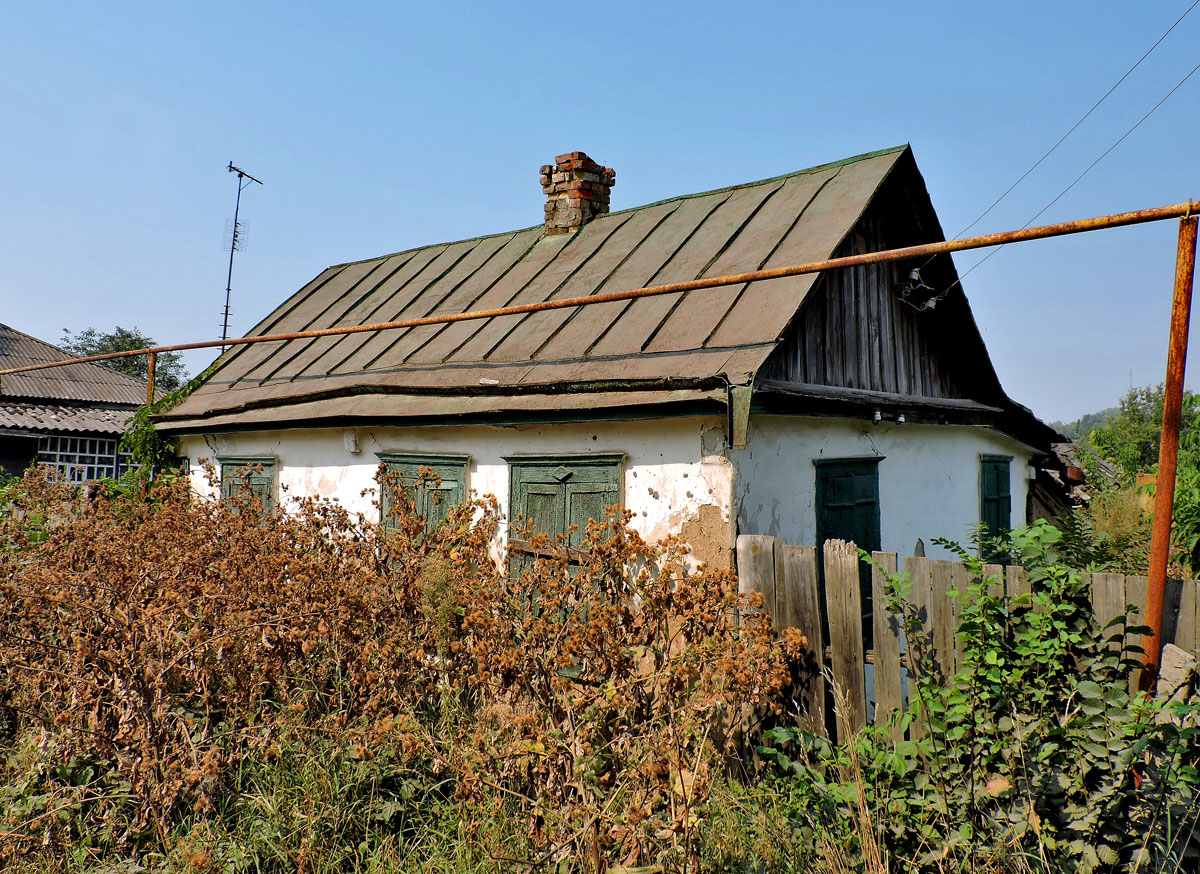 Чугуев, Заводская улица, 10