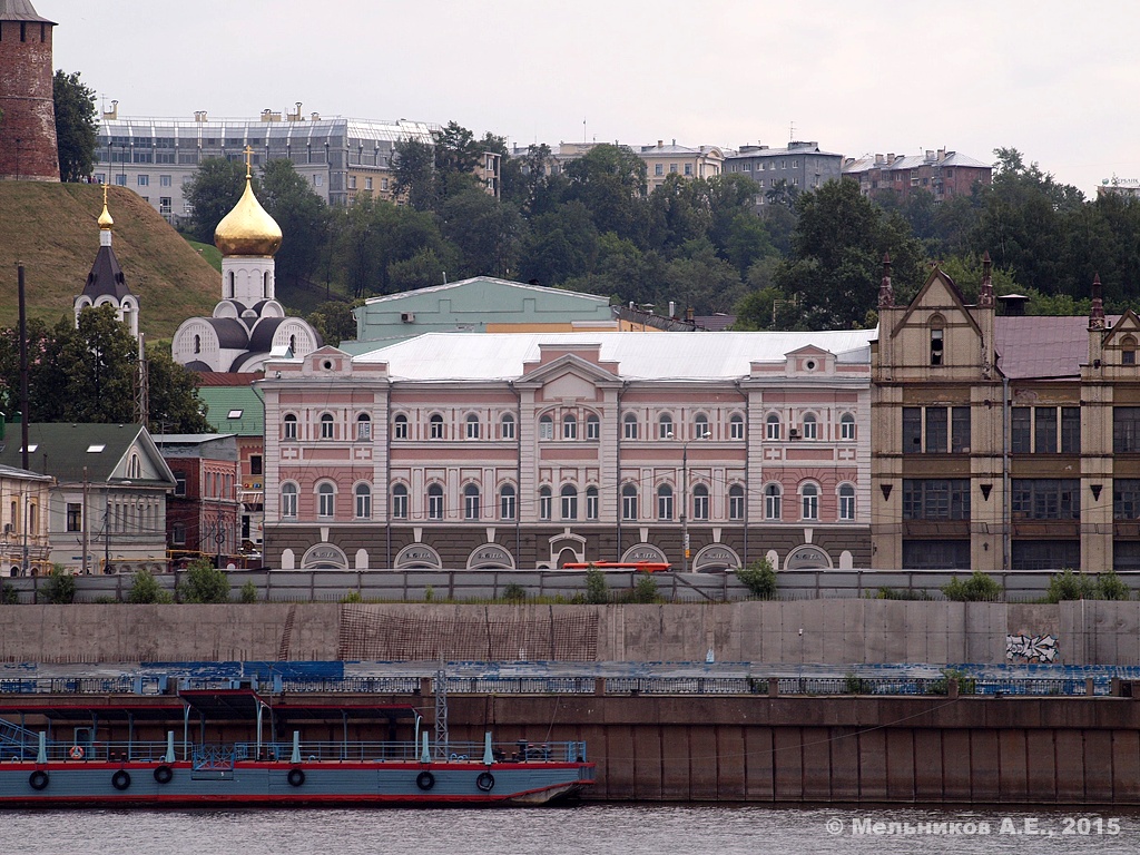 Nizhny Novgorod, Нижне-Волжская набережная, 9