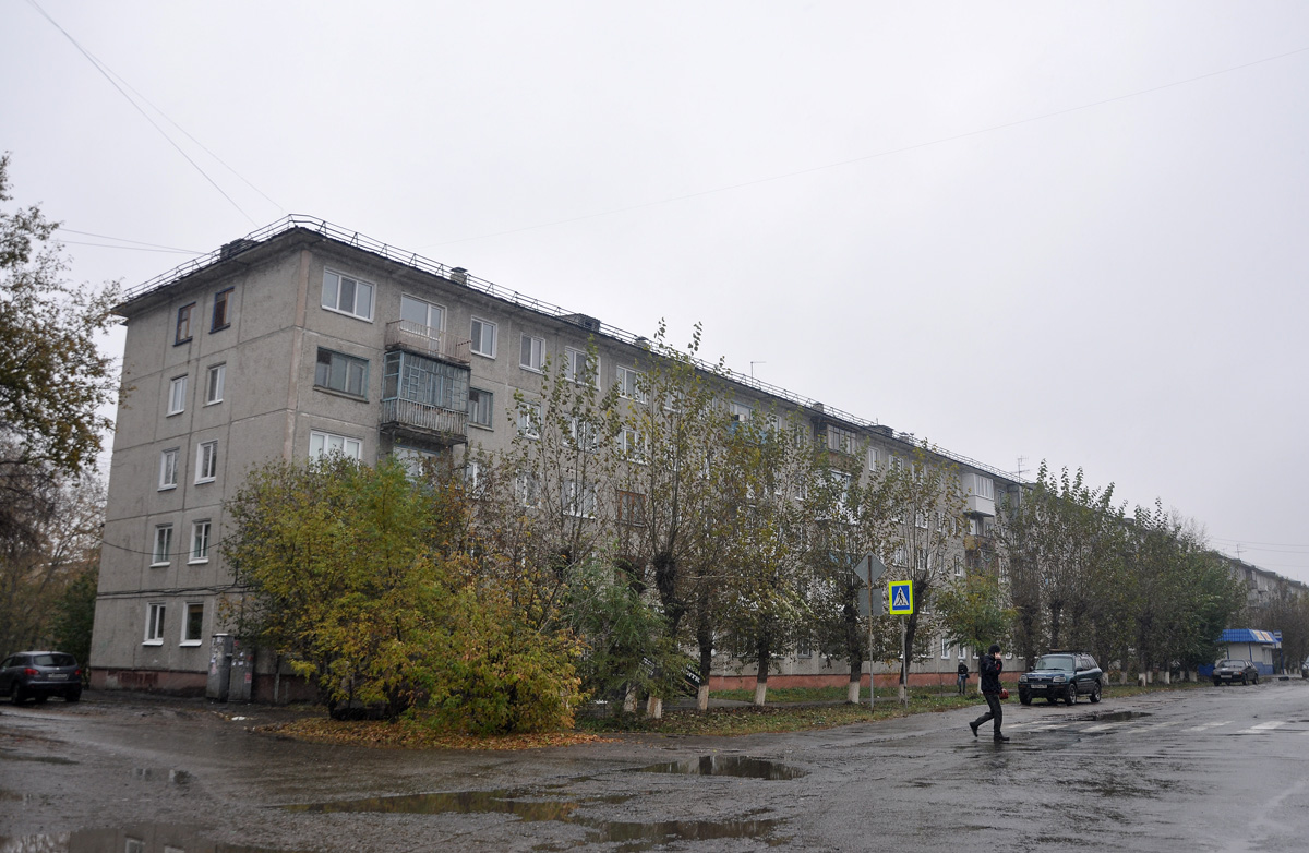 Омск, Улица 50 лет ВЛКСМ, 2