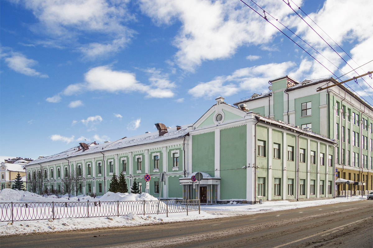 Казань, Петербургская улица, 50 корп. 26 / Улица Островского, 93 корп. 26; Петербургская улица, 50 корп. 27 / Улица Островского, 93 корп. 27