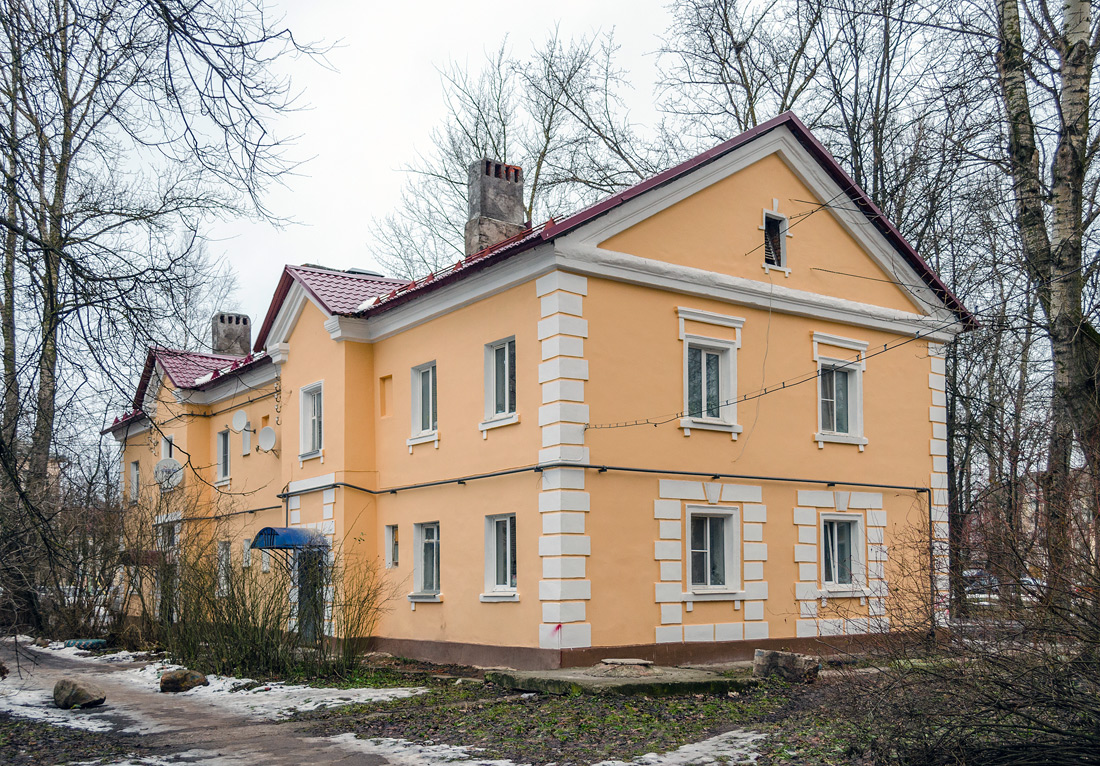 Великий Новгород, Локомотивная улица, 5