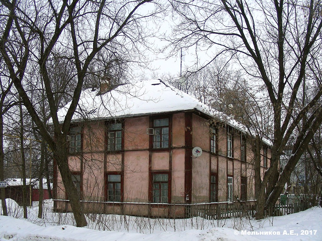 Iwanowo, Рабфаковская улица, 18 / Гаражный переулок, 1