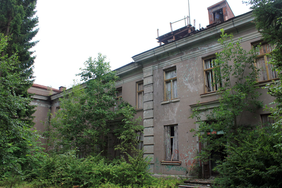 Суурпеа, Instituudi