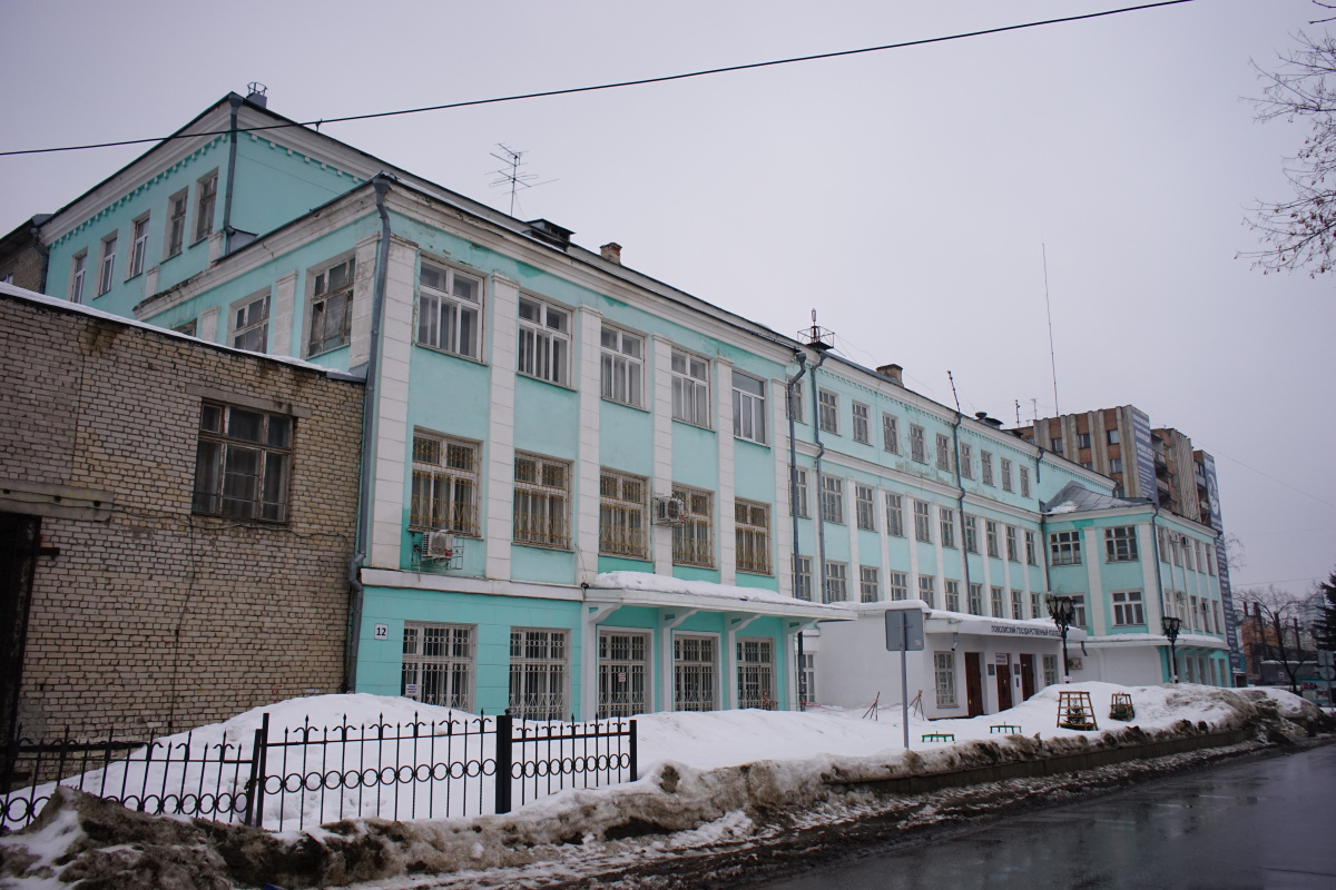 Самара, Улица Луначарского, 12