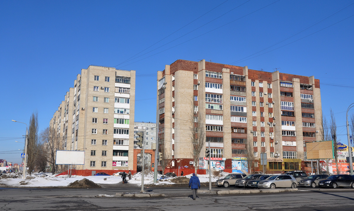 Омск, Улица Куйбышева, 81; Улица Масленникова, 17