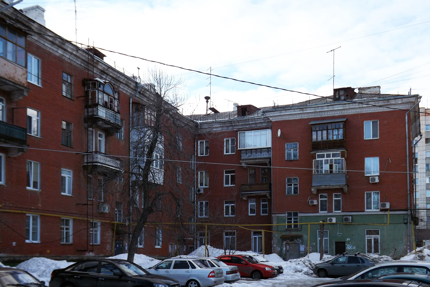 Самара, Проспект Металлургов, 31 / советская улица, 39