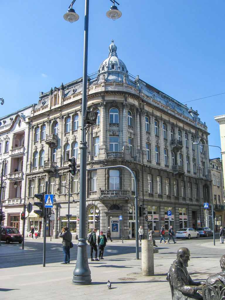 Łódź, Ulica Piotrkowska, 29 / Ulica Stanisława Więckowskiego, 2