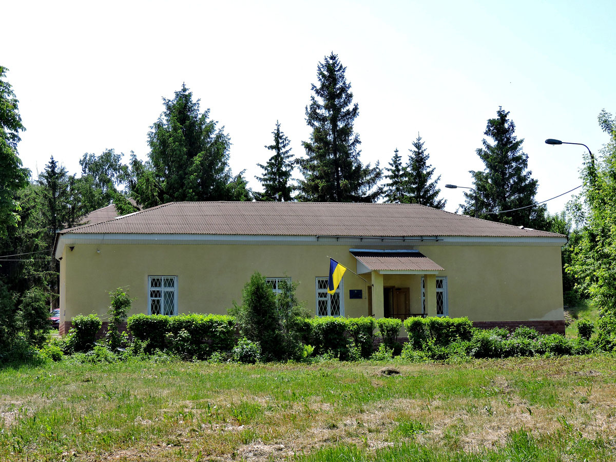 Чугуев, Соборная площадь, 2 Чугуев, Соборная площадь, 2