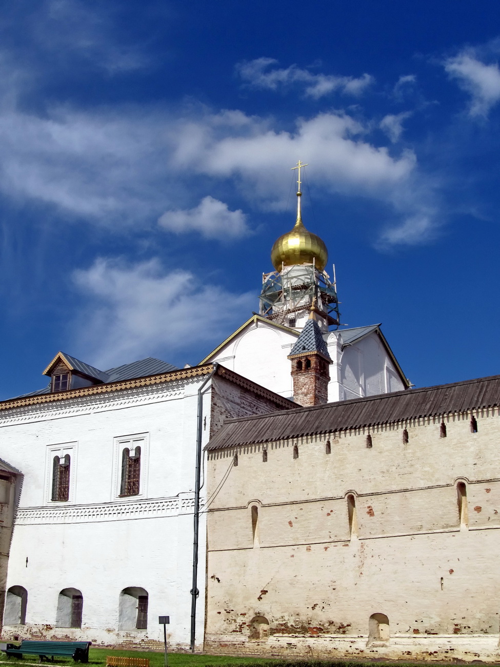 Ростов, Кремль, Белая палата; Кремль, церковь Спаса-на-Сенях