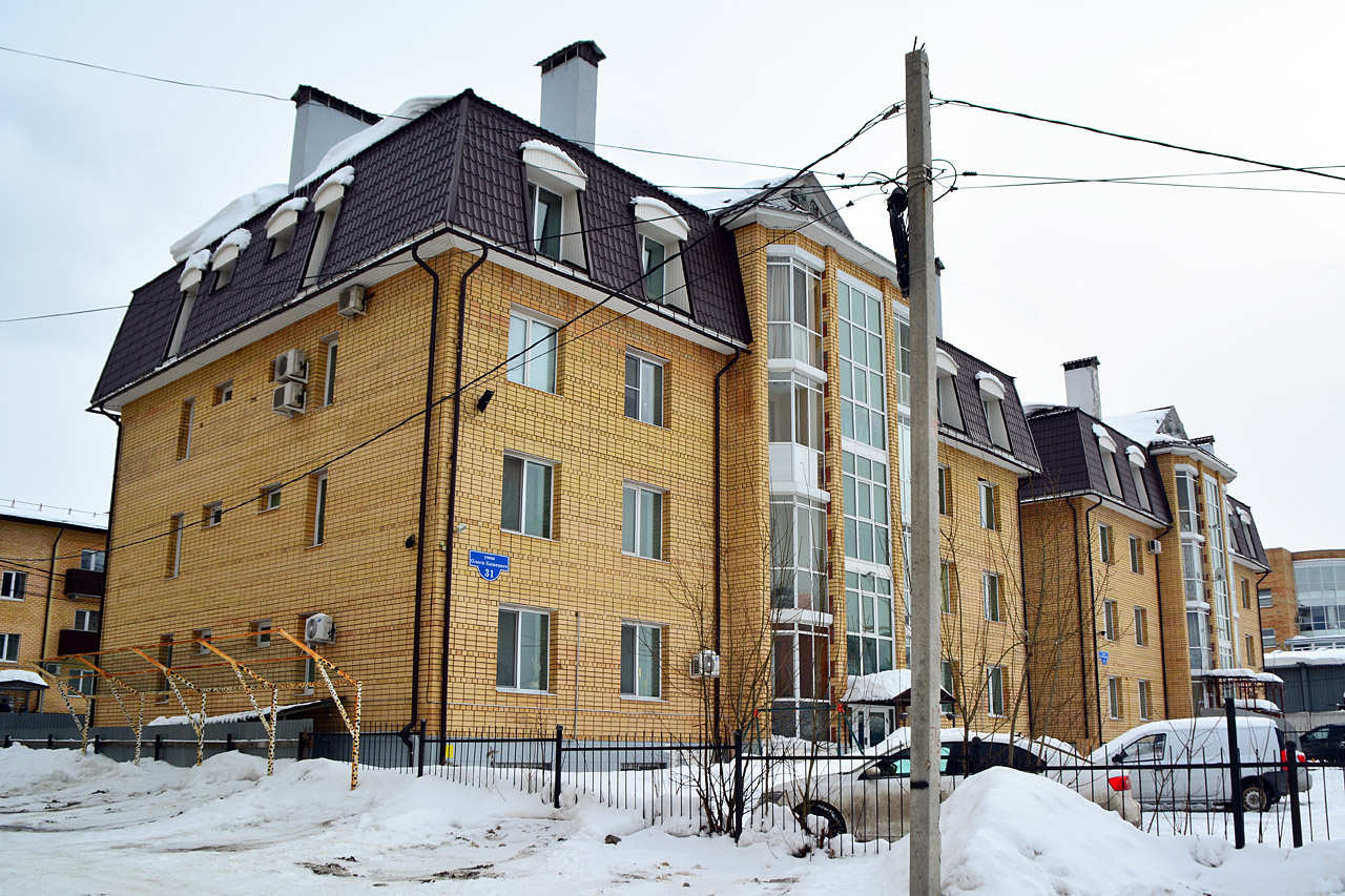 Perm, Улица Олега Кошевого, 31; Улица Олега Кошевого, 33