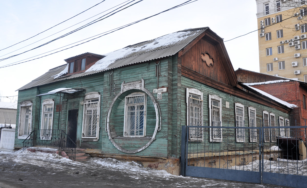 Omsk, Сенная улица, 38