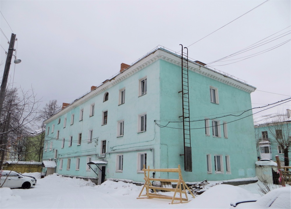 Краснотурьинск, Улица Карла Маркса, 24