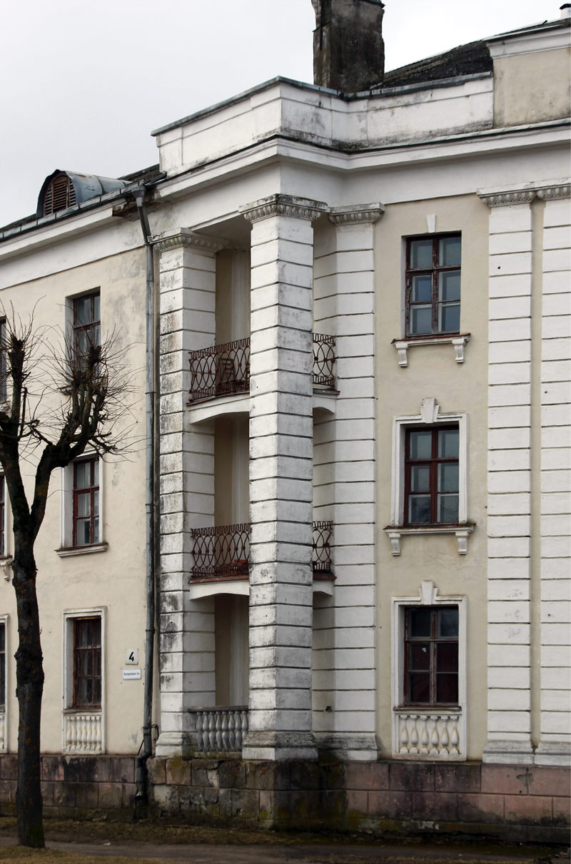 Sillamäe, Mihhail Rumjantsevi, 4