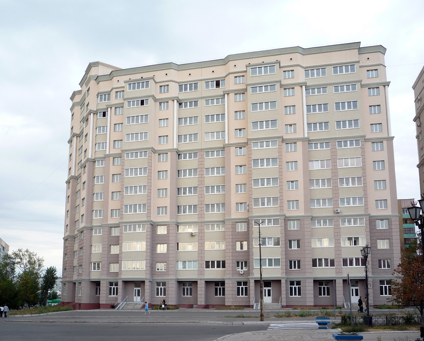 Novokuybyshevsk, Улица Горького, 15
