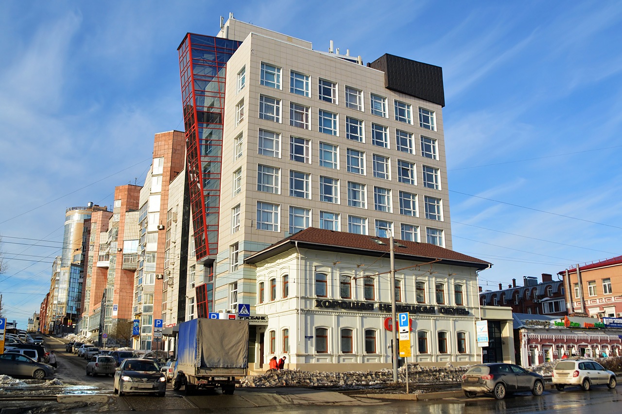Perm, Петропавловская улица, 63 / Осинская улица, 16