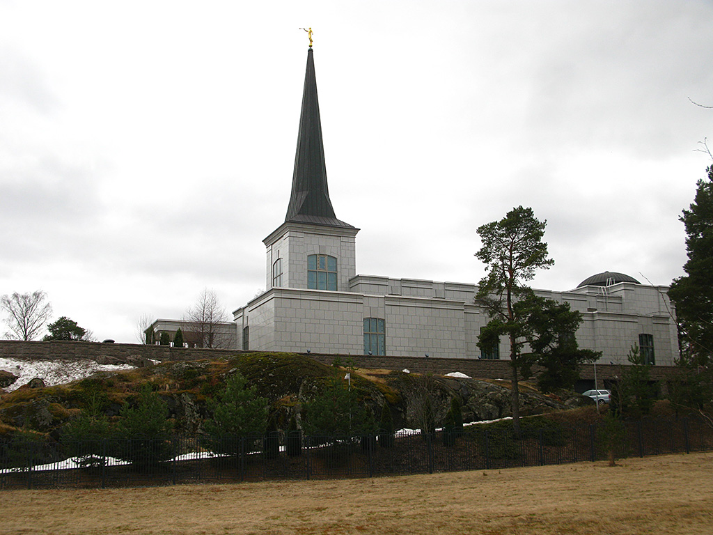 Espoo, Leppäsillantie, 3