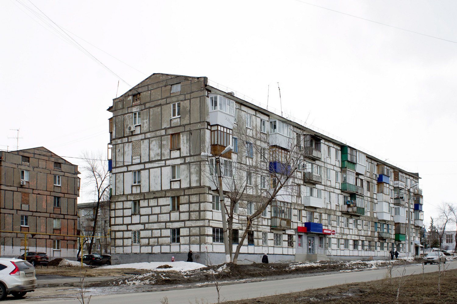 Новокуйбышевск, Улица Островского, 4