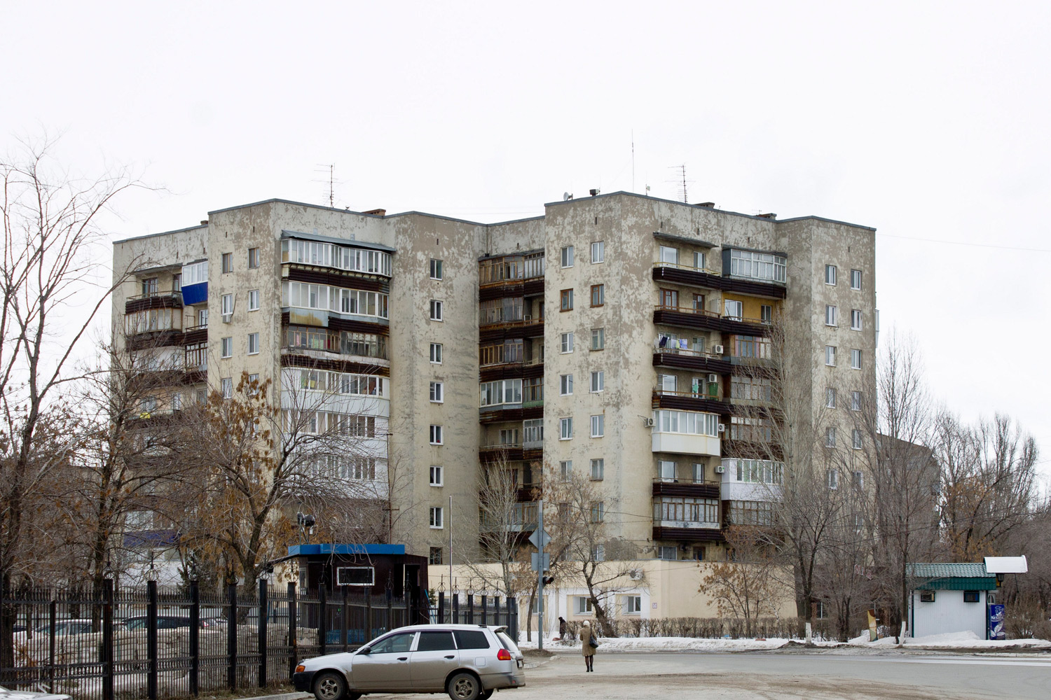 Новокуйбышевск, Молодёжная улица, 2