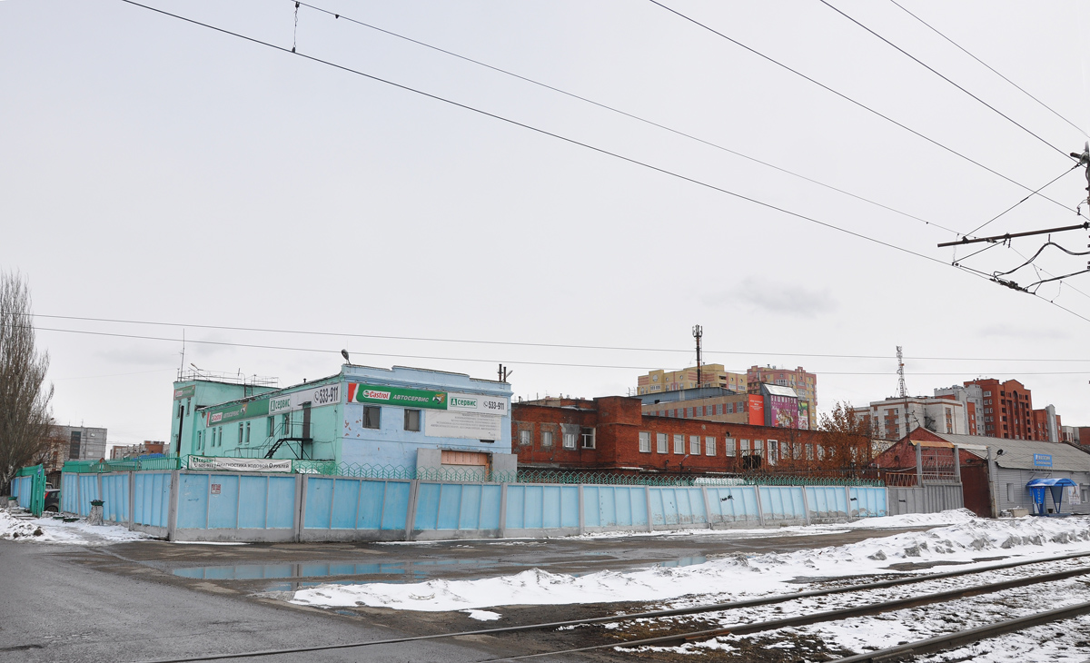 Омск, Улица 10 лет Октября, 125; Улица Звездова, 116
