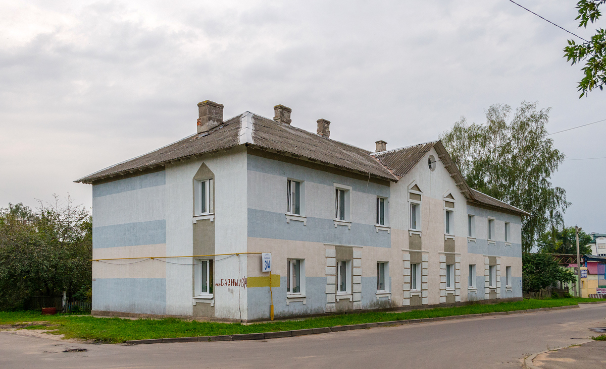 Mahilyow, Базный переулок, 3 / Переулок Владимирова, 4