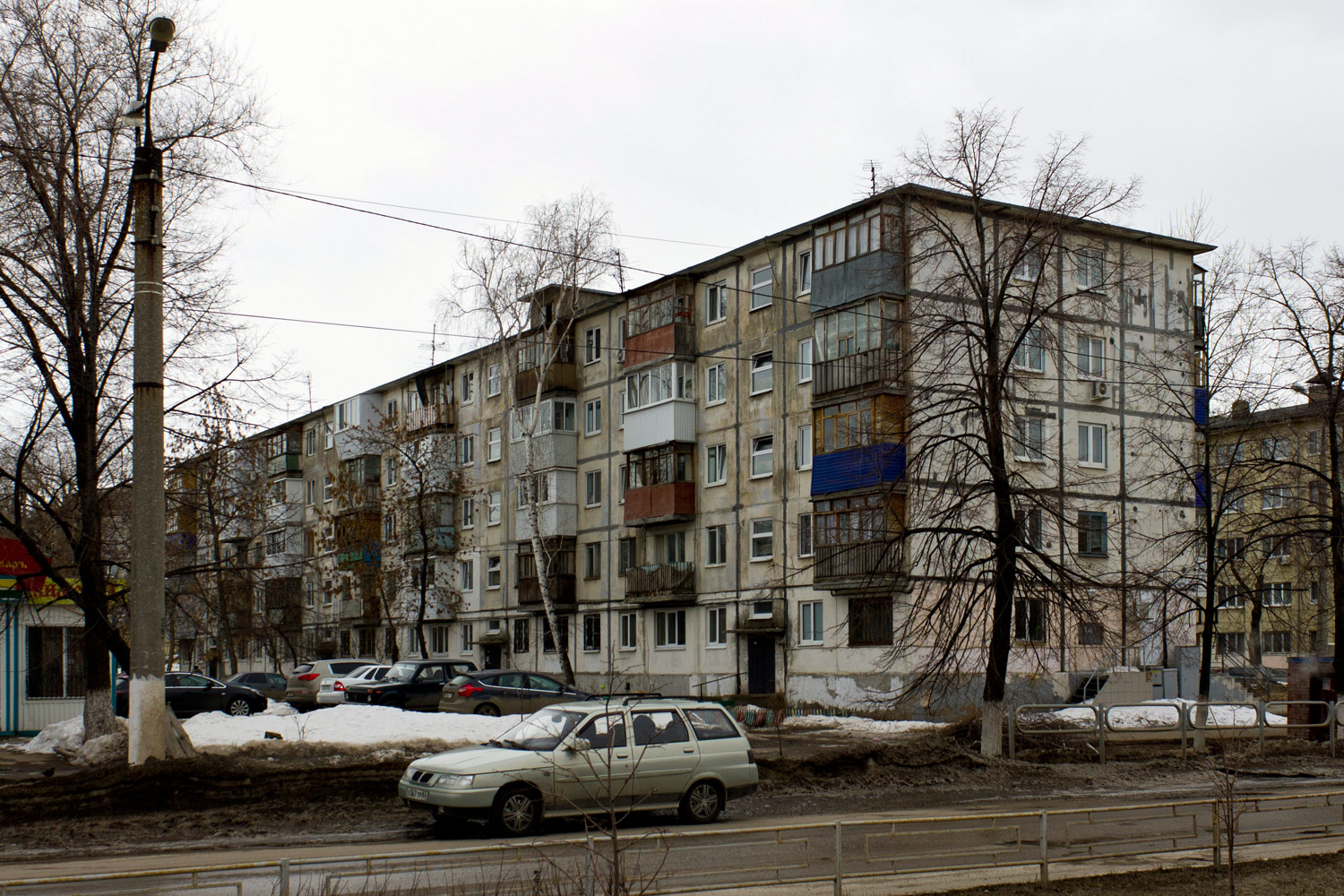 Новокуйбышевск, Улица Миронова, 19 / Улица Гагарина, 14