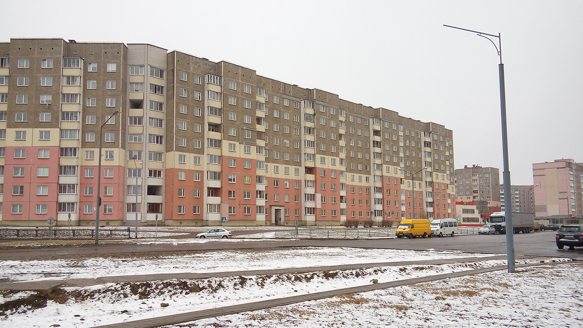 Новополоцк, Молодёжная улица, 180