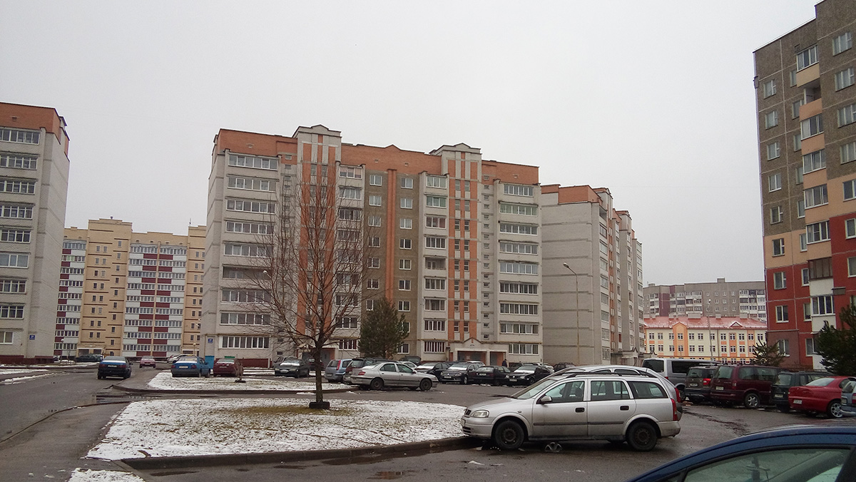Наваполацк, Молодёжная улица, 174 корп. 2