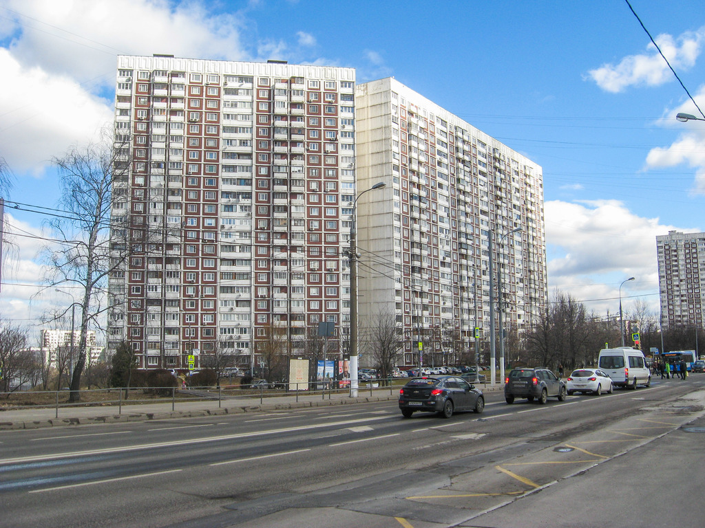 Москва, Литовский бульвар, 9 / Улица Айвазовского, 7