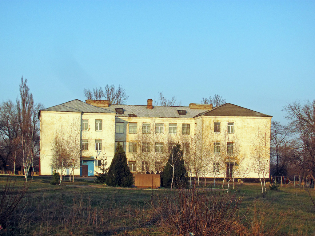 Попасная, Переулок Лермонтова, 14