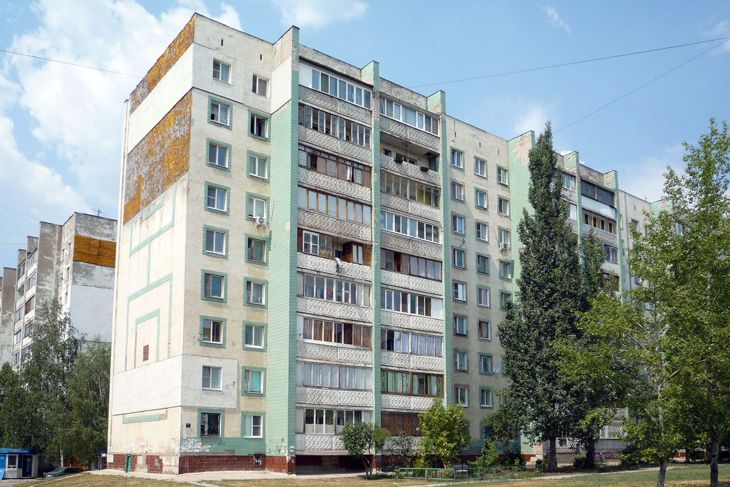 Самара, Улица Тополей, 20