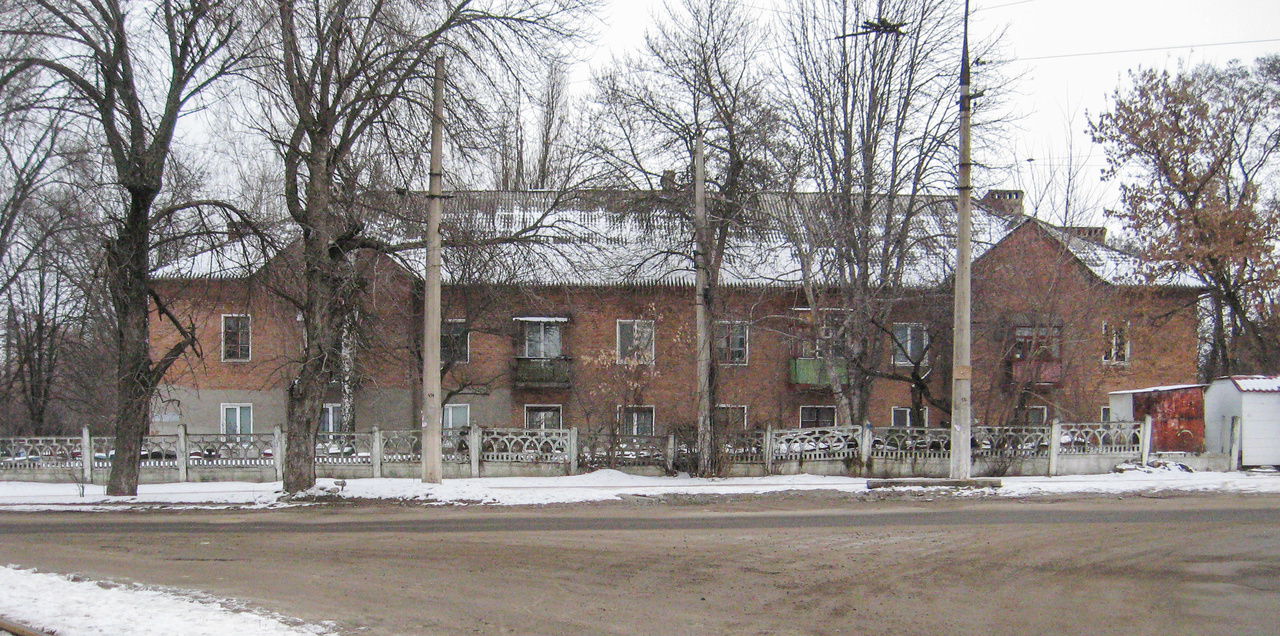 Каменское, Подольская улица, 93
