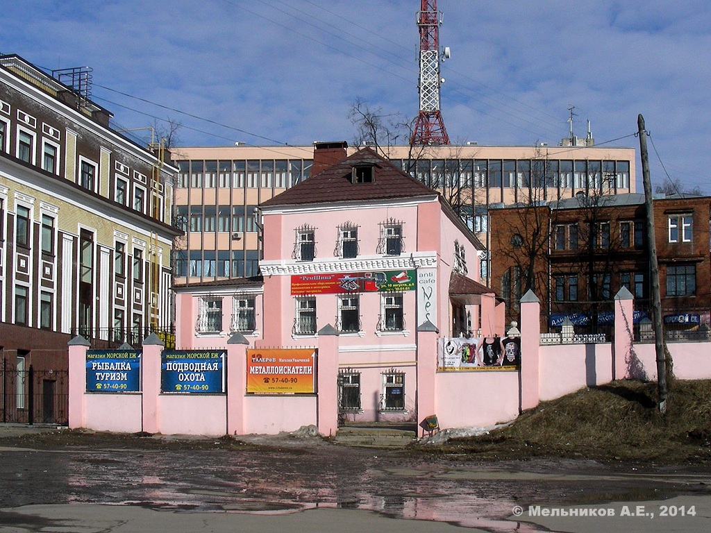 Иваново, Улица 10 Августа, 6