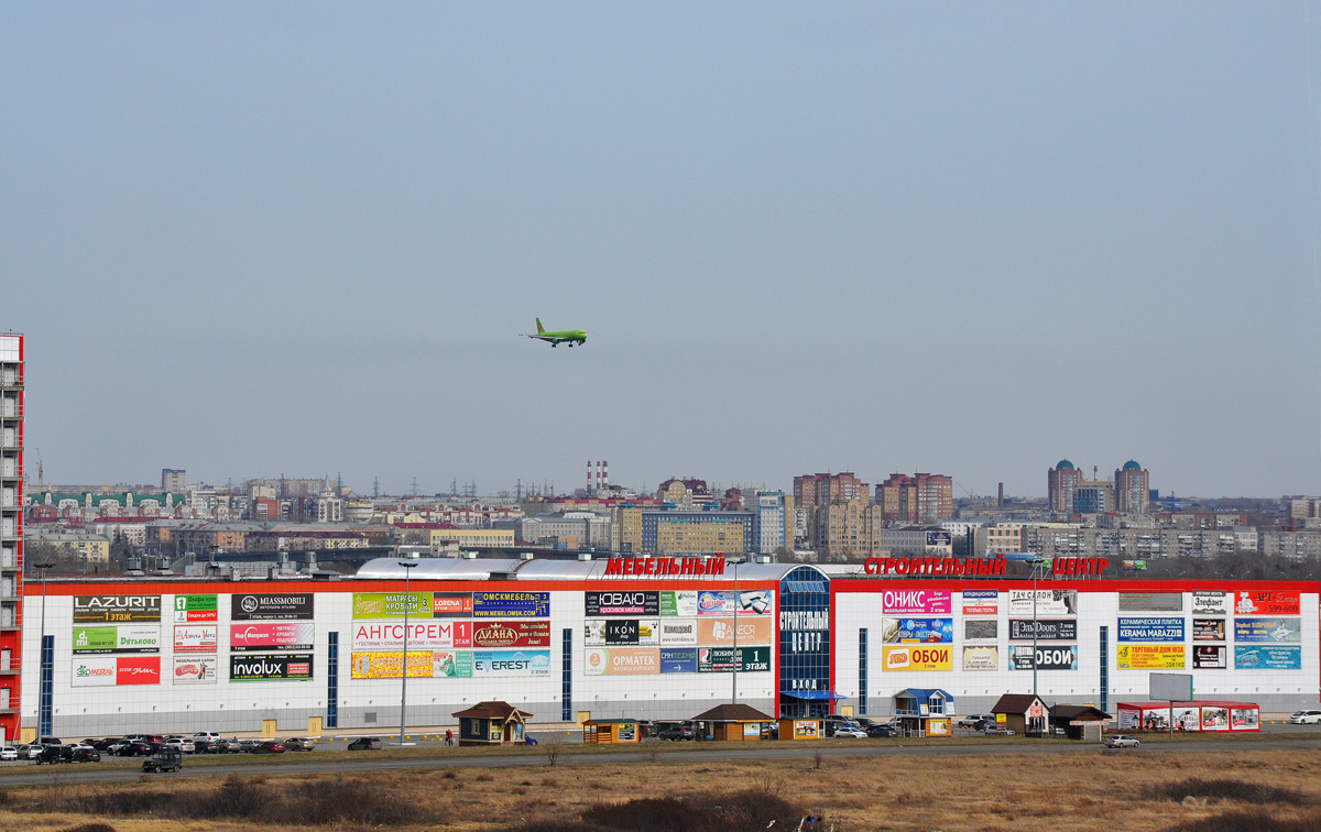 Омск, Улица 70 лет Октября, 25 корп. 3; Улица 70 лет Октября, 25 корп. 4