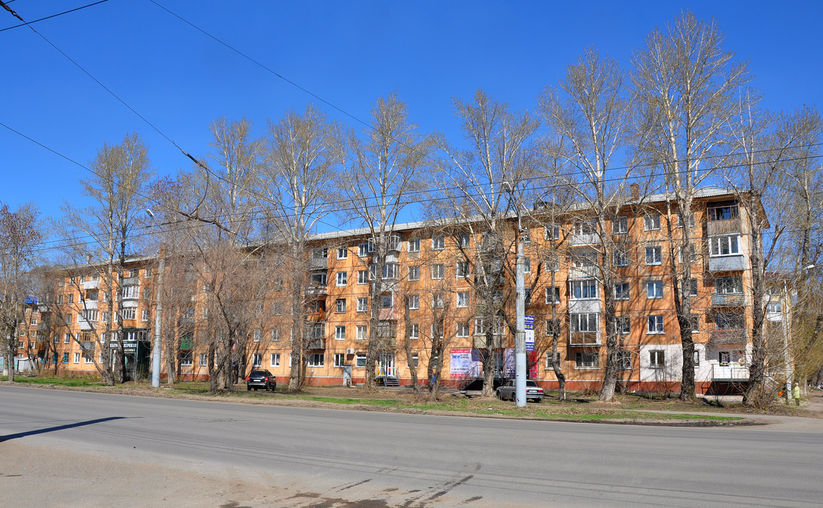 Omsk, Нефтезаводская улица, 32