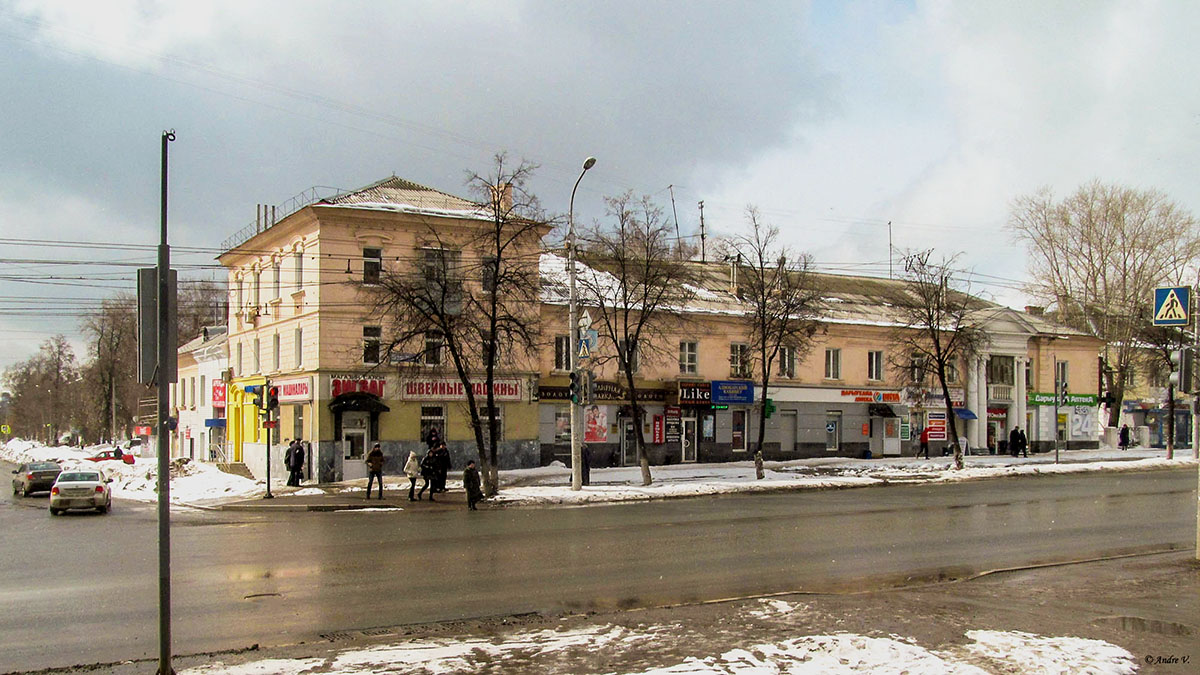 Уфа, Первомайская улица, 40 / Улица Победы, 13