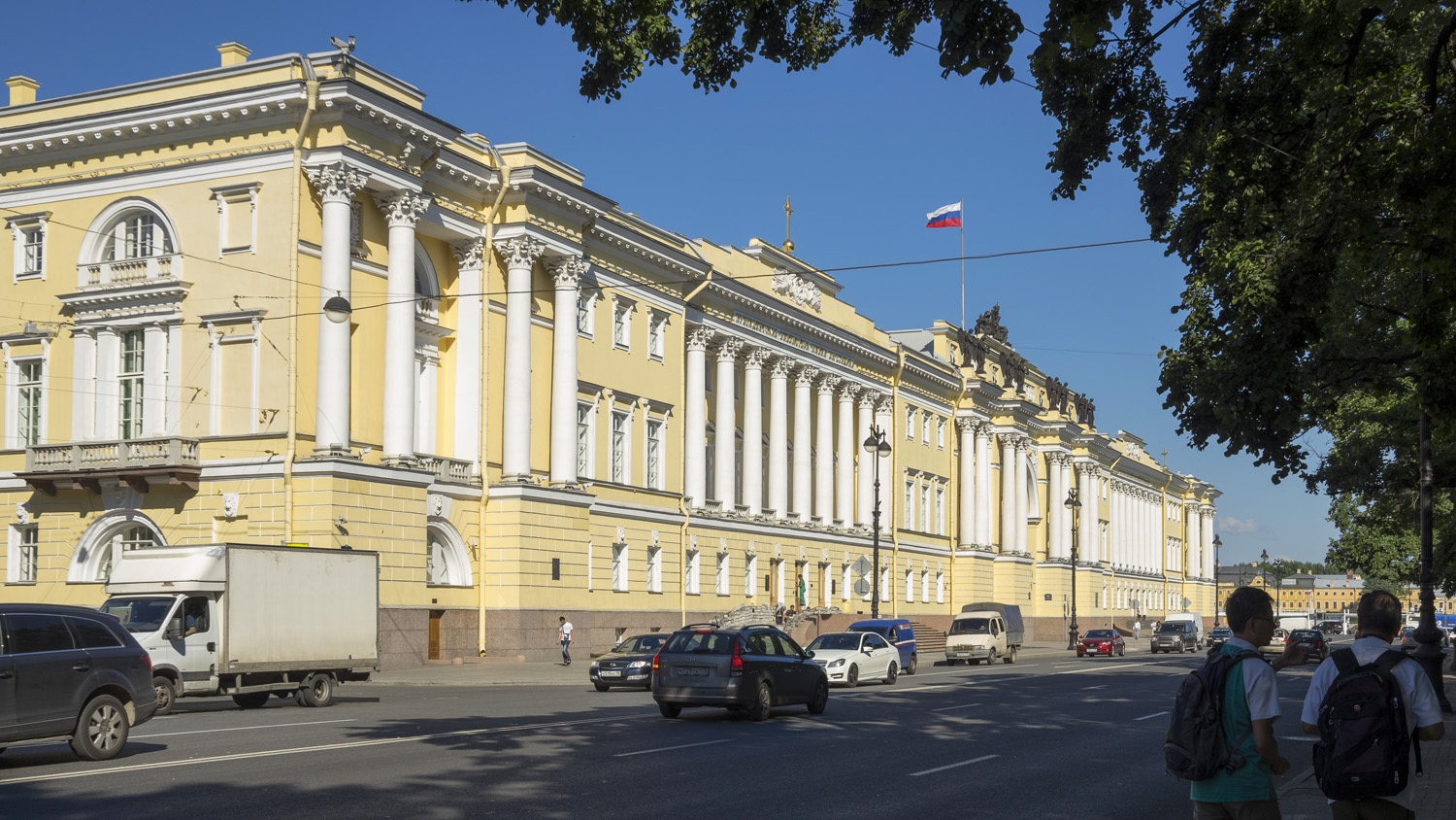 Sankt Petersburg, Сенатская площадь, 3; Сенатская площадь, 1