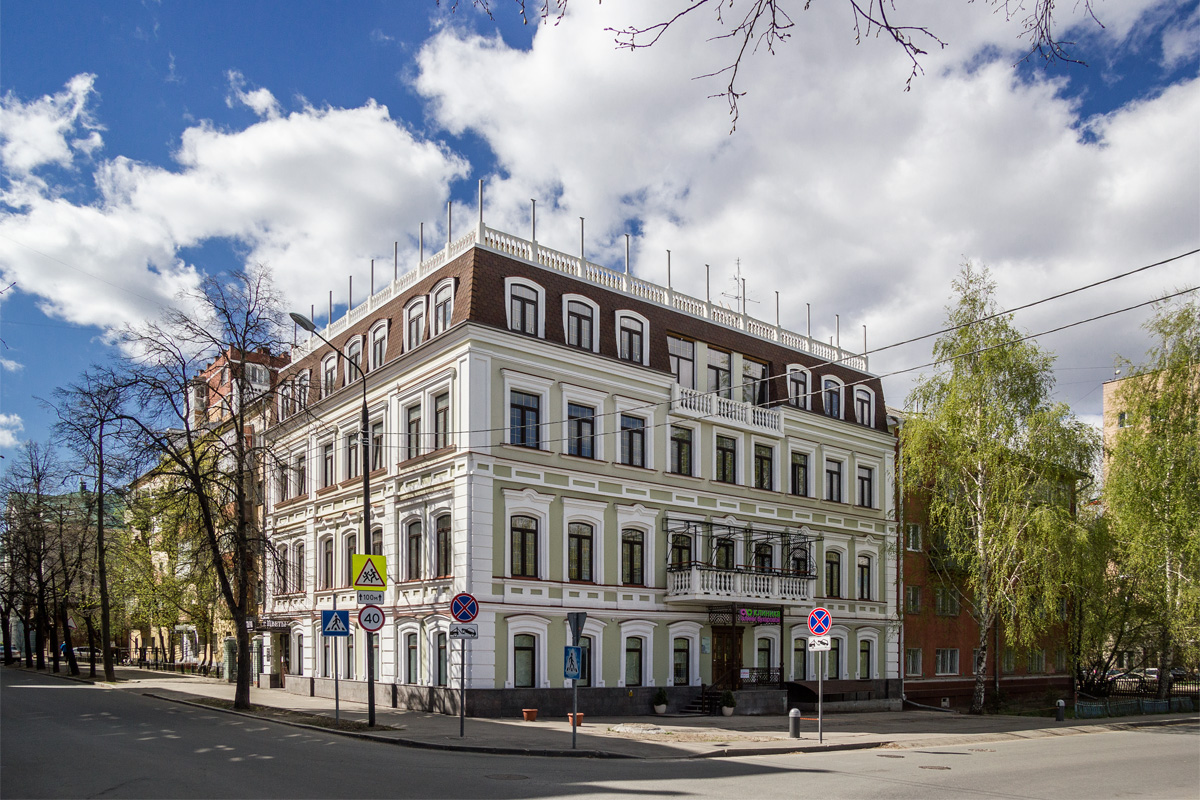 Казань, Улица Жуковского, 29 (подъезды 1-2)
