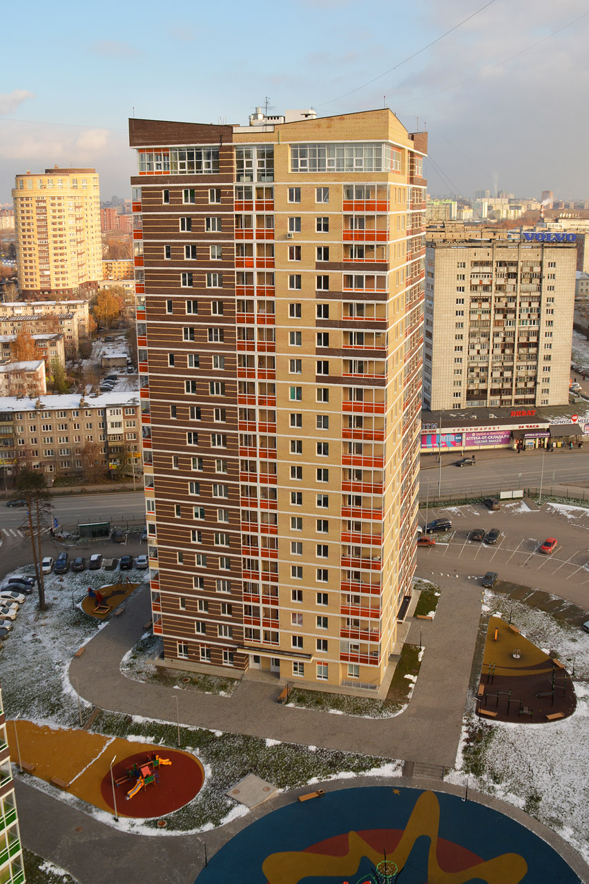 Perm, Рабочая улица, 7; Шоссе Космонавтов, 116; Шоссе Космонавтов, 114