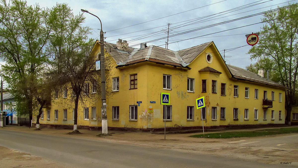 Ufa, Кольцевая улица, 100 / Улица Кулибина, 20