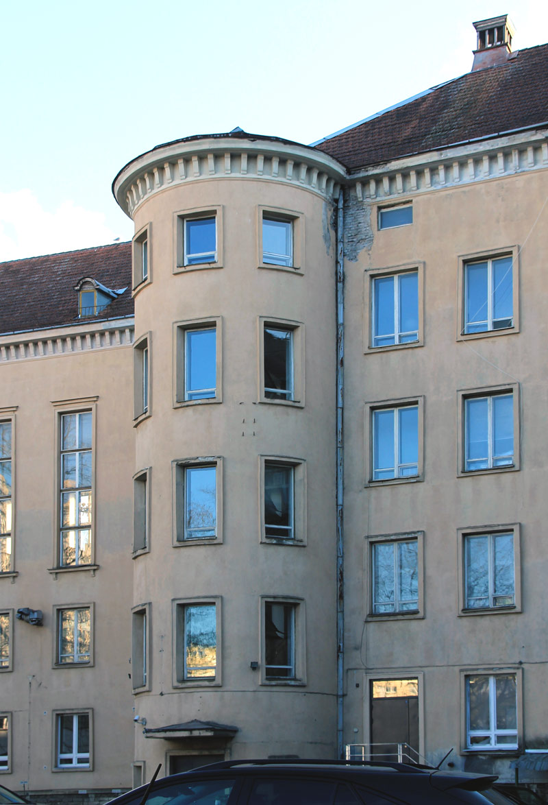 Tallinn, Estonia puiestee, 7