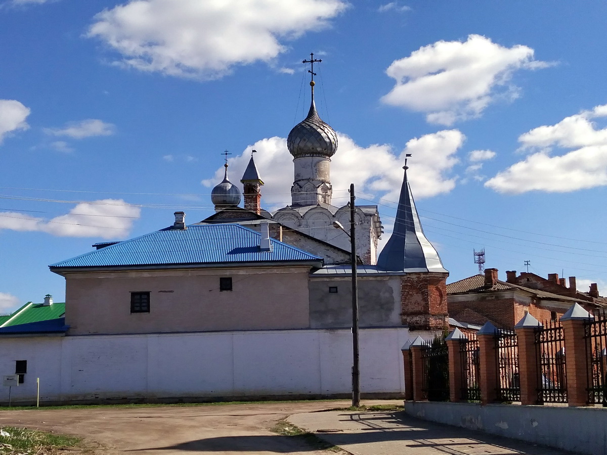 Ростов, Советская площадь, 14В; Советская площадь, 14Р