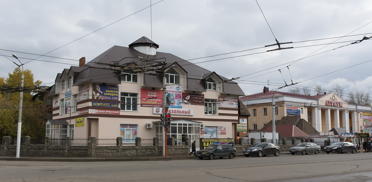 Стерлитамак, Улица Нагуманова, 33А; Вокзальная улица, 4А