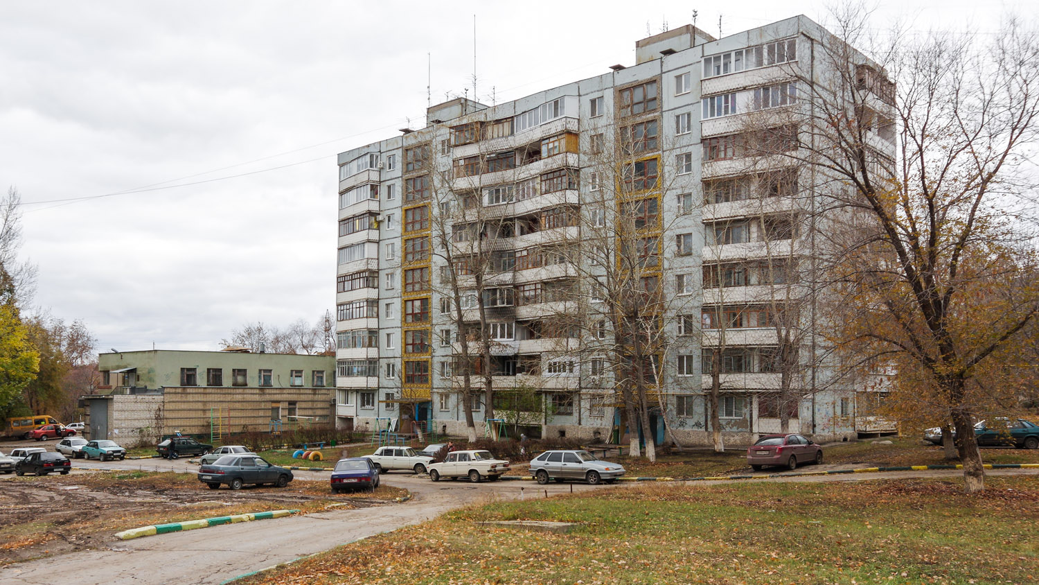 Новокуйбышевск, Улица Карбышева, 8