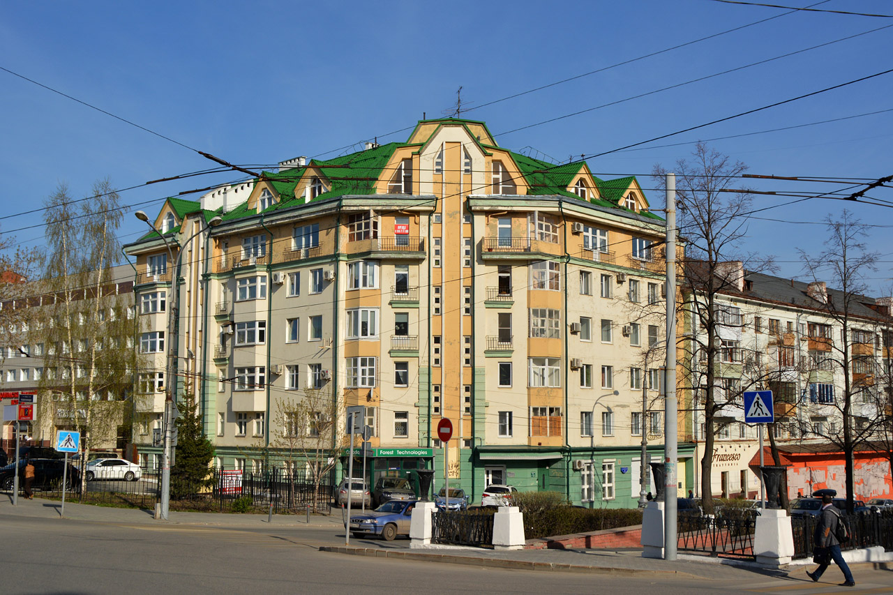 Perm, Комсомольский проспект, 8