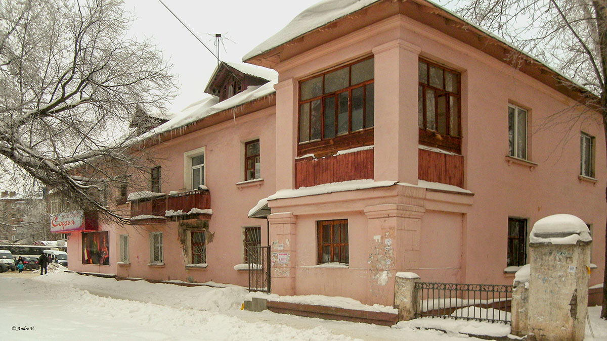 Уфа, Шкаповский переулок, 10 / Кольцевая улица, 52
