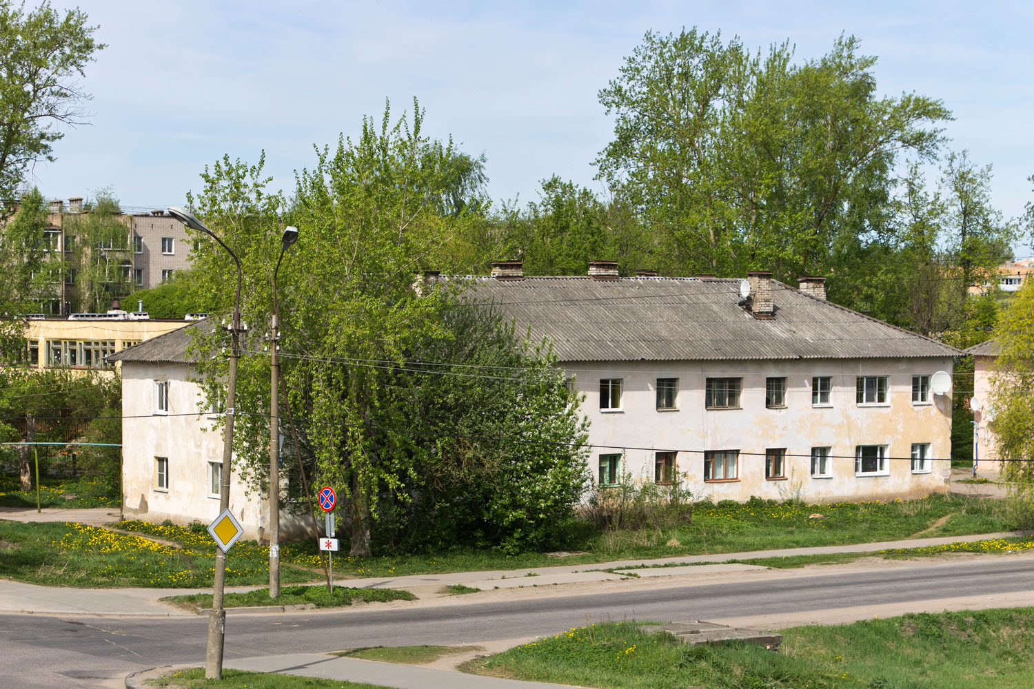 Великий Новгород, Улица Обороны, 19