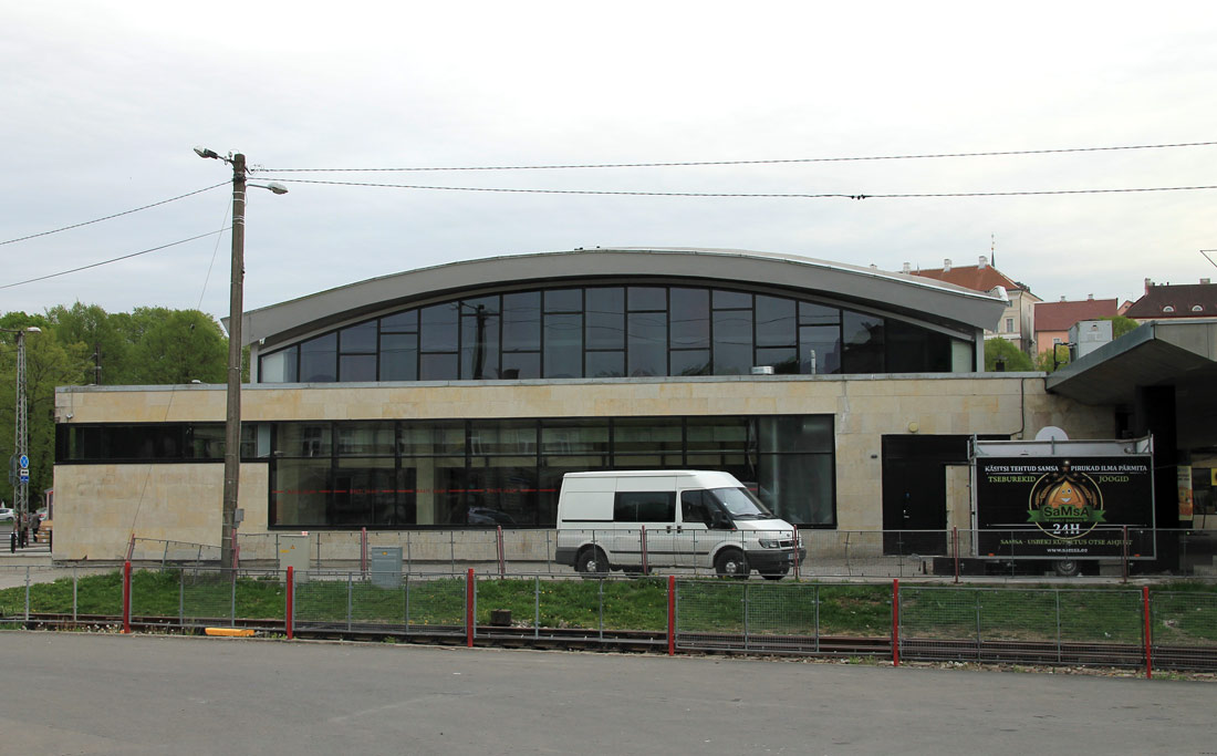 Таллин, Toompuiestee, 37a