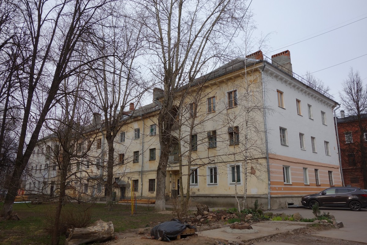Великий Новгород, Мининский переулок, 3