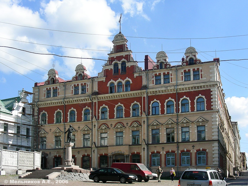 Vyborg, Крепостная улица, 2
